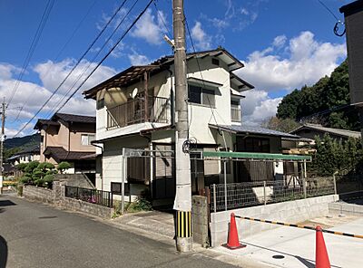 外観：建築条件なし、更地渡し！