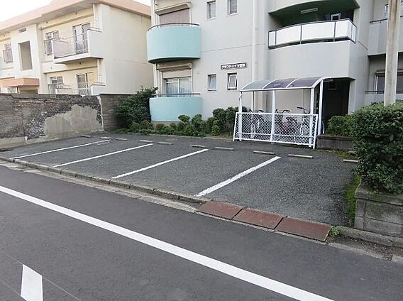 〈駐車場〉敷地...