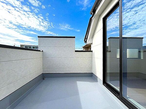 バルコニーを拡大表示