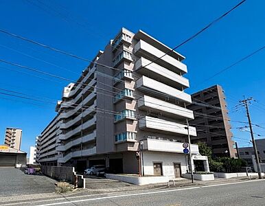 外観：平日・土日を問わず、ご案内できます(^^)/