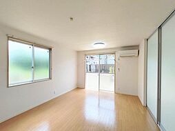 シャーメゾン・クルー 101 1階1LDKのリビング/ダイニング