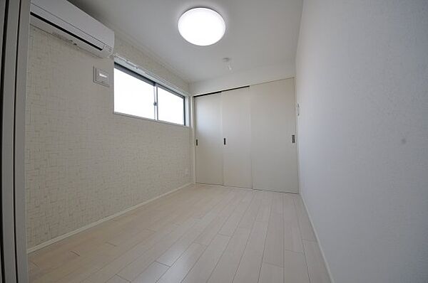 画像6:使いやすい、白を基調とした清潔感のあるお部屋です。