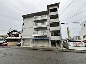 兵庫県姫路市新在家中の町（賃貸マンション3LDK・2階・51.85㎡） その1