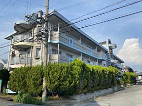 兵庫県たつの市揖西町小神（賃貸マンション2SLDK・1階・61.23㎡） その1