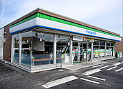 ファミリーマート　メガガイア土山／Ｓ店