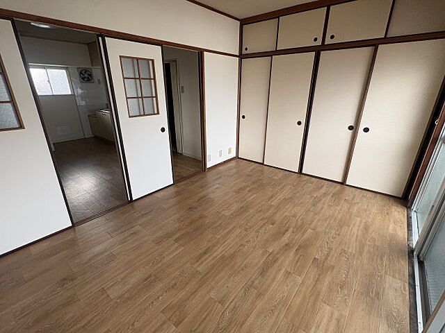 寝室