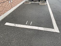 4 / 10