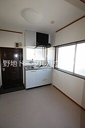 東急東横線 祐天寺駅 徒歩12分の賃貸マンション 3階1Kのリビング/ダイニング