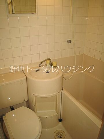 浴室