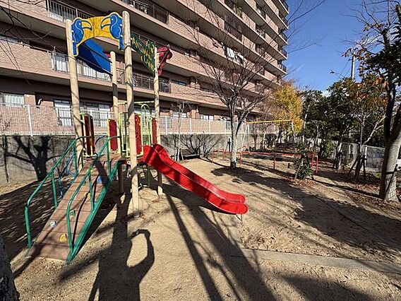 お子様の遊び場...