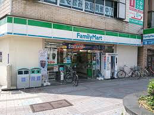 ファミリーマート 野田駅前店（539m）