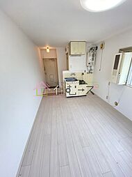 シャトー杉本PARTI 5階ワンルームのリビング/ダイニング