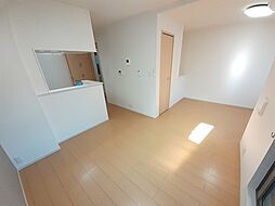 グリーンヴィラIII 2階1LDKのリビング/ダイニング