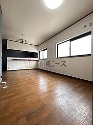 万代6丁目中古戸建 3LDKのリビング/ダイニング