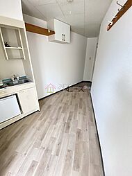 ライフステージ二番館 4階ワンルームのリビング/ダイニング