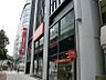 周辺：三菱東京UFJ銀行大阪西支店（429m）