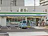 周辺：ファミリーマート 福島北港通店（757m）