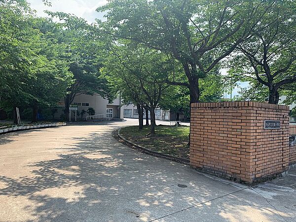 detached 秋田県大仙市花館上町

地図を見る