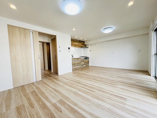 リビング/ダイニング 船橋ハイツ6号棟 3階/301号室