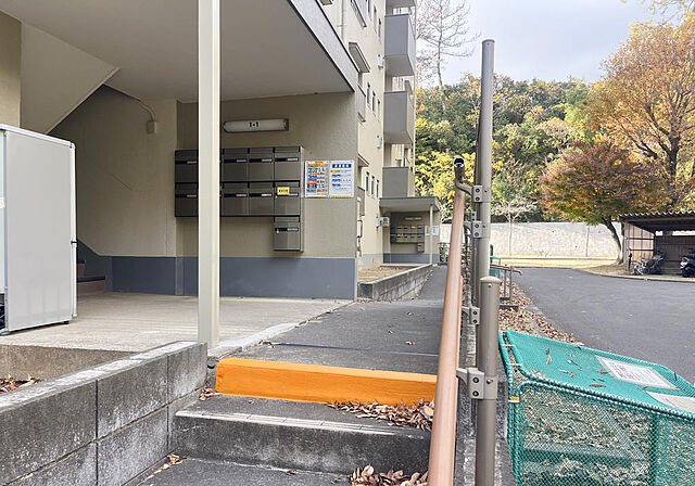 その他 西小中台団地1号棟 2階/-