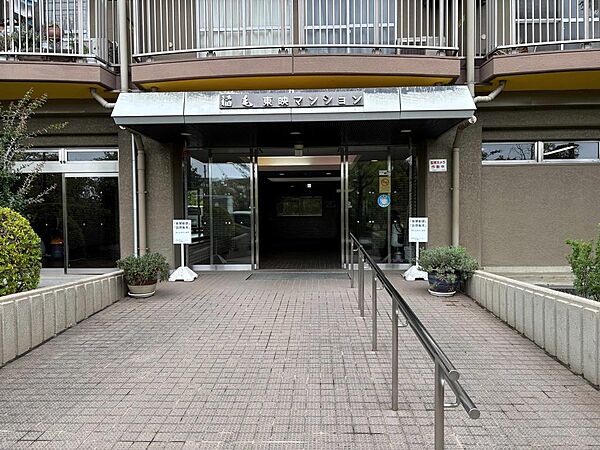 エントランスを拡大表示