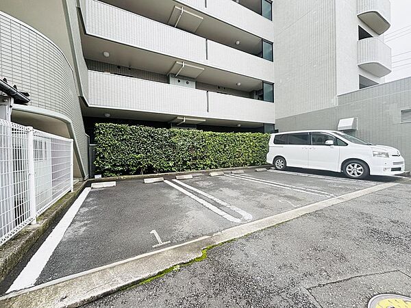 駐車場を拡大表示