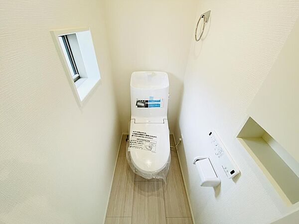 トイレを拡大表示