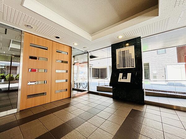 エントランスを拡大表示