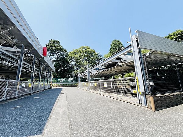 駐車場を拡大表示