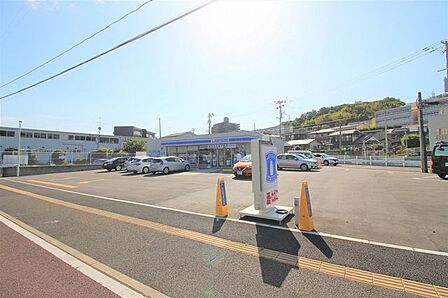 ローソン仙台鹿野一丁目店 徒歩9分。 650m