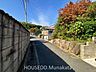 外観：前面道路含む現地写真