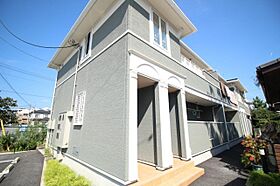 フォレスト・メディオ  ｜ 栃木県鹿沼市下田町1丁目（賃貸アパート2LDK・1階・57.01㎡） その1