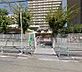 周辺：名古屋市大池保育園■街の中にある保育園ですが、大通りから離れているため静かで緑もいっぱいです。食育の一環として、園の畑やプランターで季節の野菜を子ども達と育て楽しみます。 400m