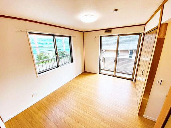 洋室を拡大表示