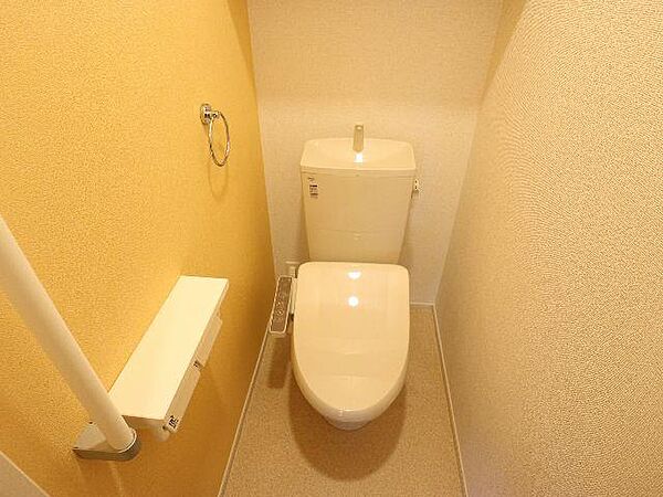 画像30:清潔感のあるトイレです