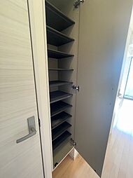 シューズボックス