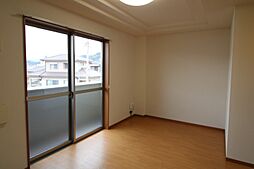 アイリスＭＡＫＩＳＥ 2階1LDKのリビング/ダイニング