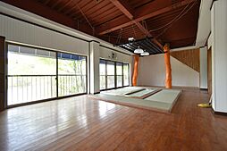 日建ビル 2階2LDKのリビング/ダイニング