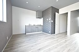 Ｌｉｅｎ隼人 Ａ棟 2階1LDKのリビング/ダイニング