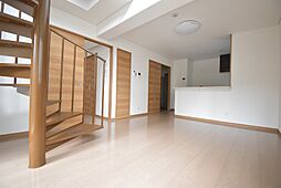 フェリス荒田 2階3LDKのリビング/ダイニング