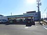 周辺：コンビニ「ファミリーマート　松本岡田店まで2200m」