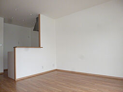 ルミエール北脇II 2階2LDKのリビング/ダイニング