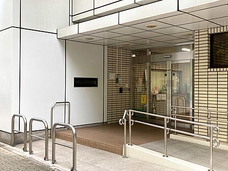 明石町保育園 まで(288m)