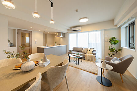 開口部が多いので、明るく開放的なリビング・ダイニングです。