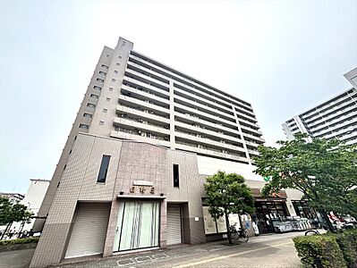 外観:2000年1月築、総戸数86戸 外観:2000年1月築、総戸数86戸