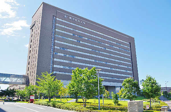 画像22:私立関西医科大学枚方キャンパス（434m）