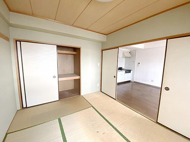 寝室