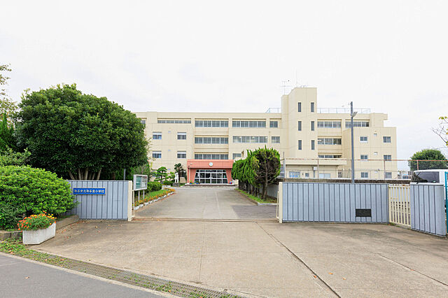 小学校「取手市立取手東小学校まで1080ｍ」