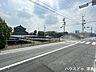 その他：南向きの建築プランが可能なので、陽当たりに優れた住まいを実現していただけます。ドラッグストア・コンビニ・郵便局などが1ｋｍ圏内に揃い暮らしやすいい住環境です。