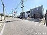 その他：北側公道幅約7.0m。車の出し入れもしやすく、また配達などの車が停まっていても通行出来る道幅です。